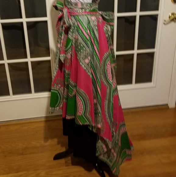 Custom made African print skirt - Picture 2 of 3